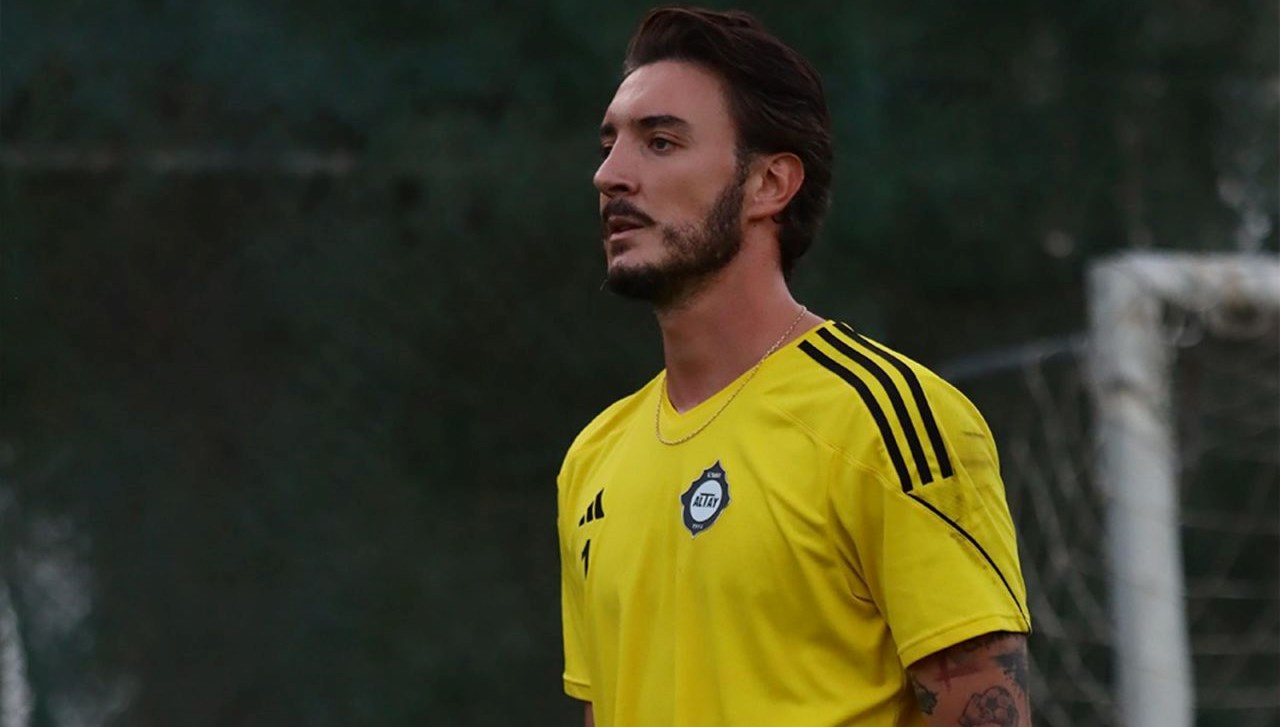 altayda kaleci ozandan kotu haber zGJp7UYl