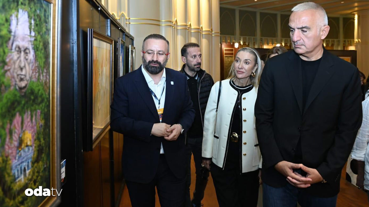 bakan ersoydan beyoglunda sanat turu HecDFHPG