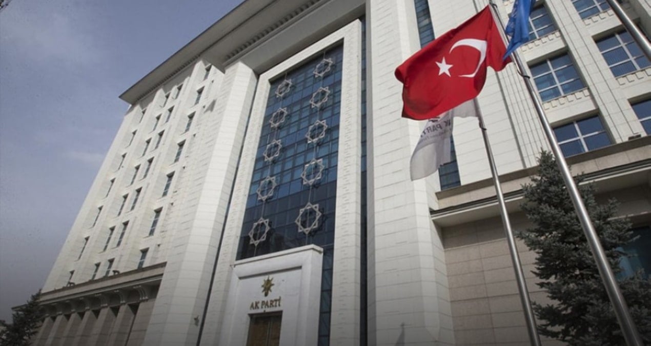 bir chpli belediye baskani daha akpye geciyor telefonlarini kapatti ankaraya yola cikti QZWiFdTE