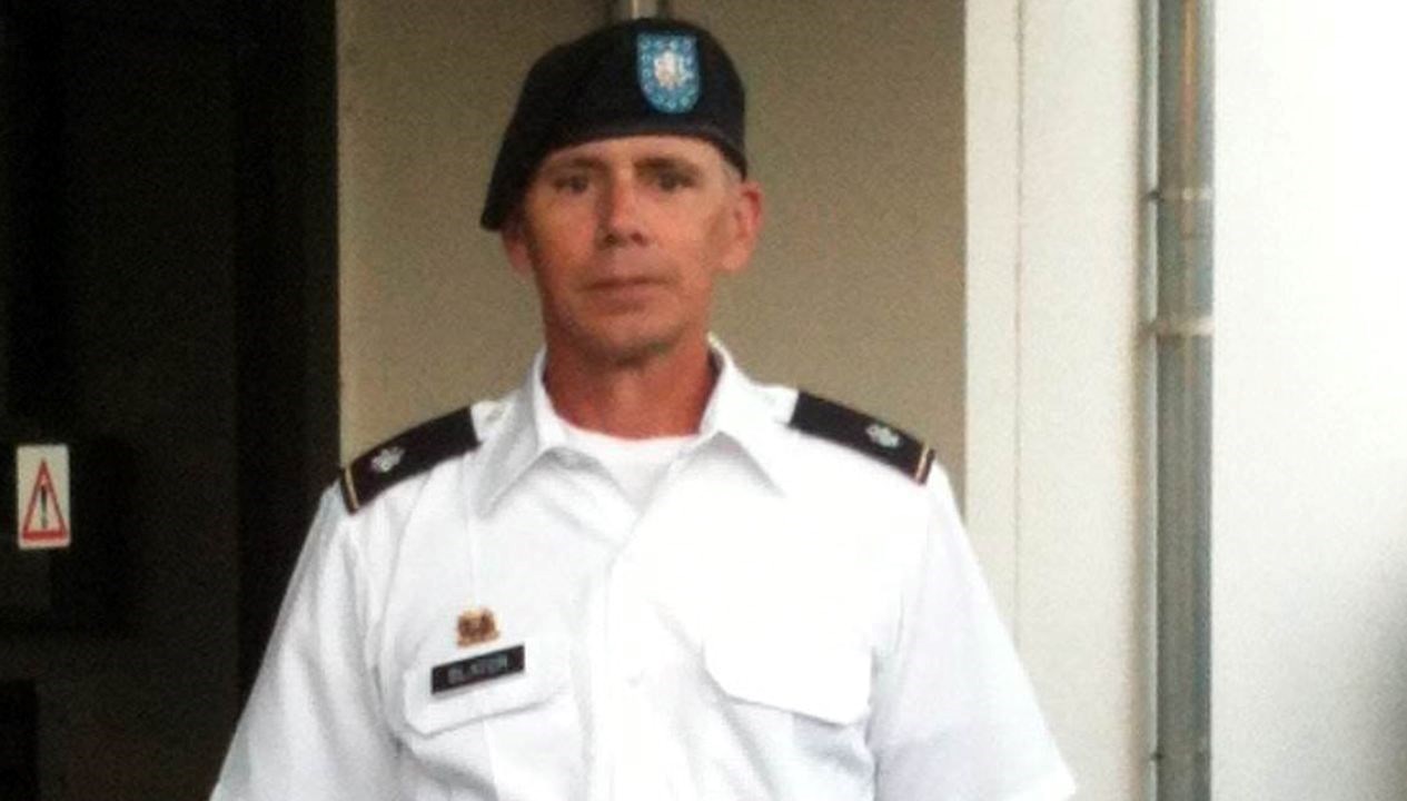 gizli bilgileri arkadaslik sitesinde paylasan emekli subaya 6 yil hapis GmMgSC85