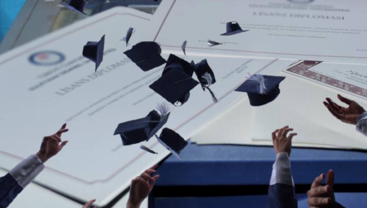 sahte diploma cetesi davasinda bes tahliye SqPiCtrR