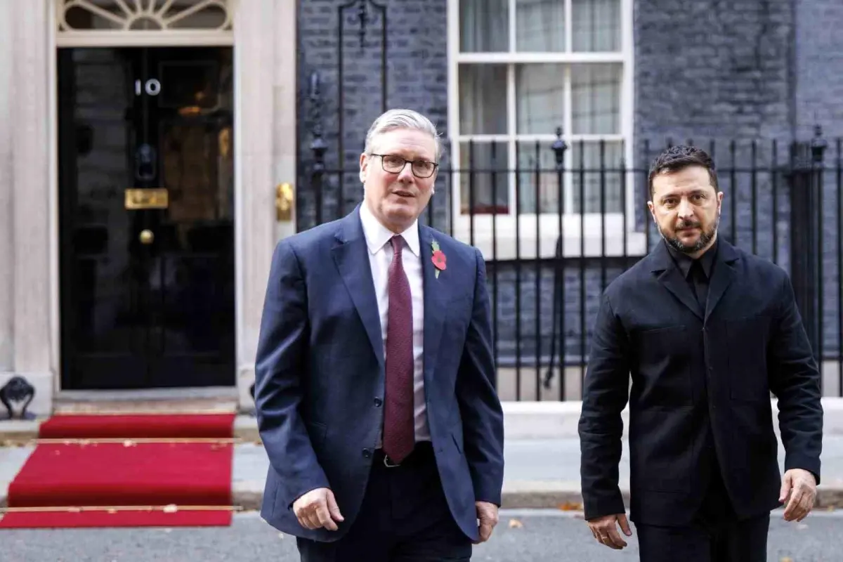 zelenskiy tum rus petrol sirketlerinin dunya pazarina erisimi kesilmeli XLOvfE9C.jpg