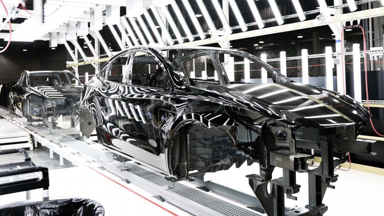 Tesla, Uygun Fiyatlı Yeni Elektrikli Model Üzerinde Çalışıyor